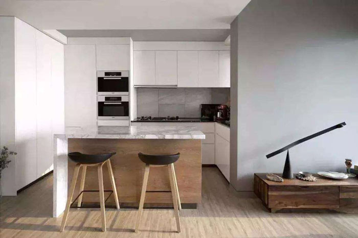 色泽差别的大理石发霉后怎么处置惩罚呢?