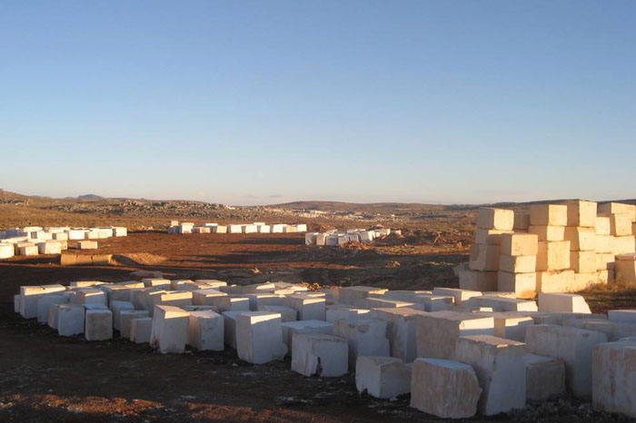 ����ʯ���ϼӹ�����